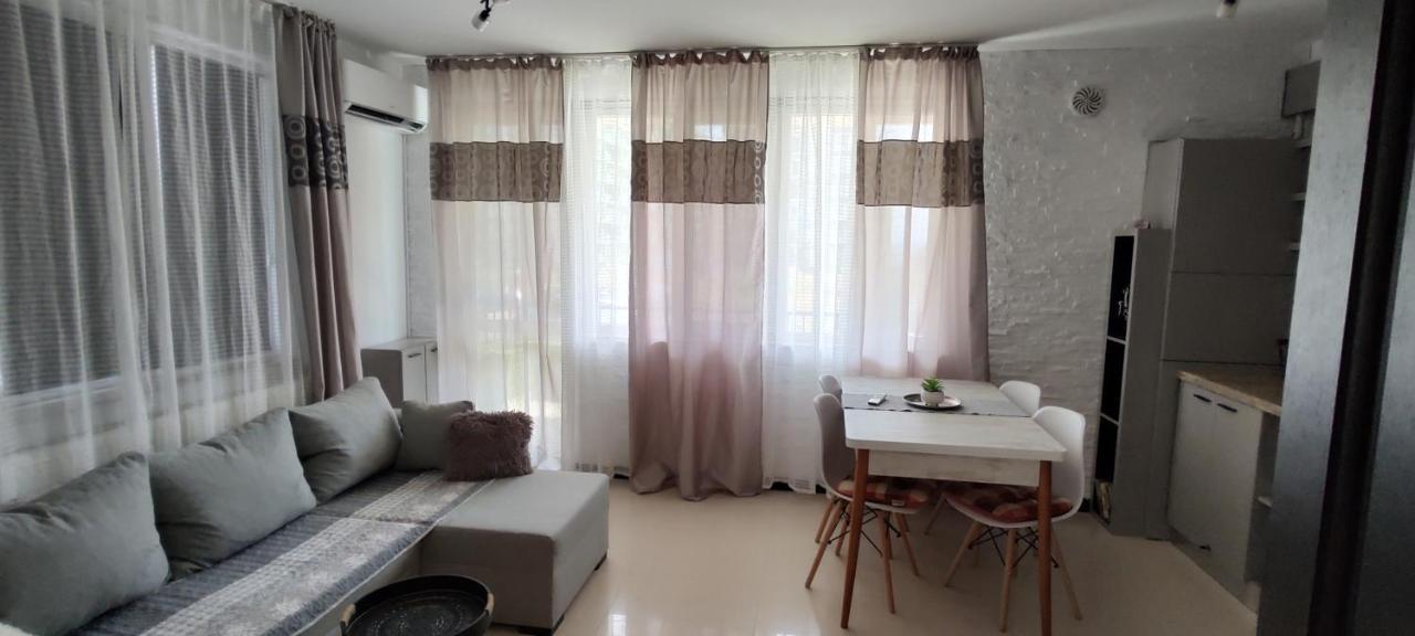 Lucas Apartamento Năvodari Exterior foto